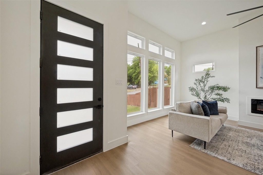 1511 Morrell Avenue - Photo 3