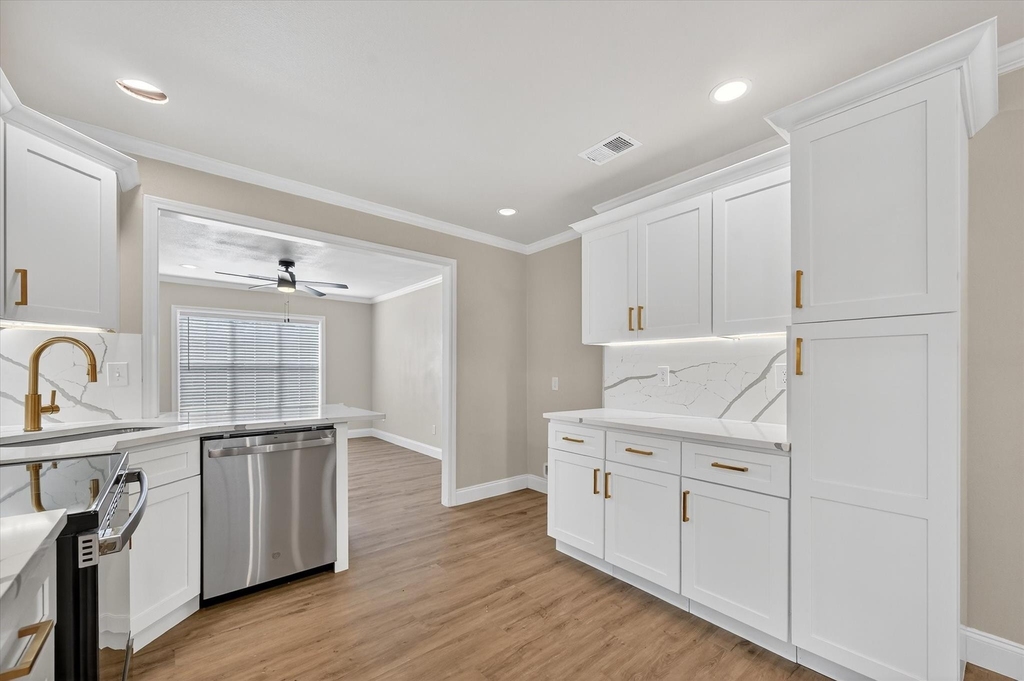 115 S Morris Street - Photo 4