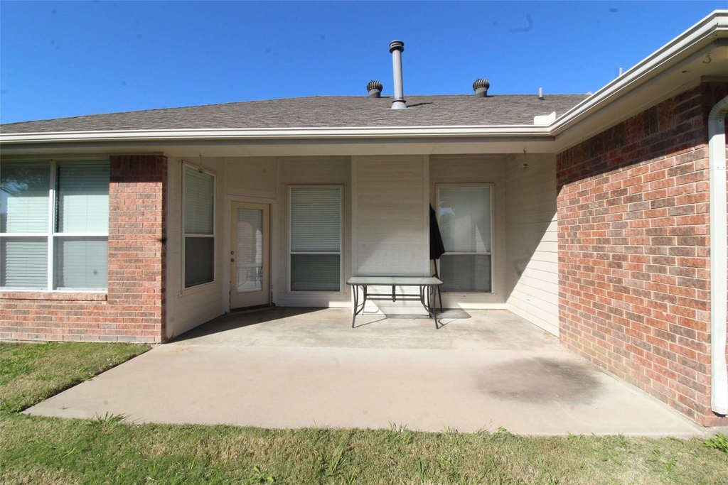 6218 Bentwood Drive - Photo 16