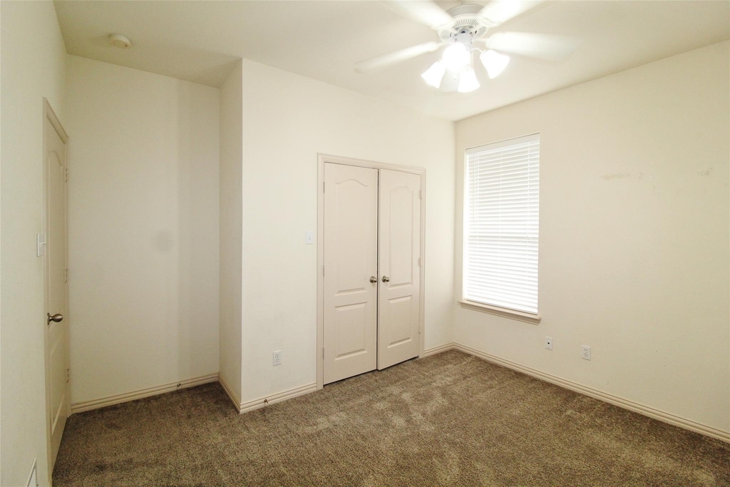 6218 Bentwood Drive - Photo 13
