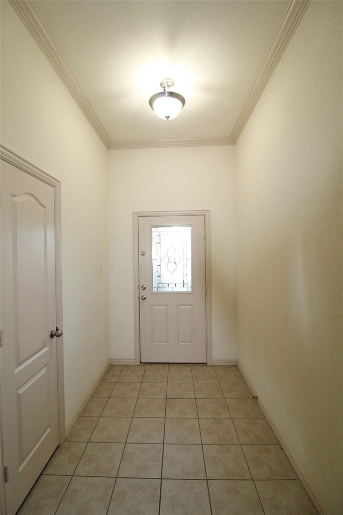 6218 Bentwood Drive - Photo 3