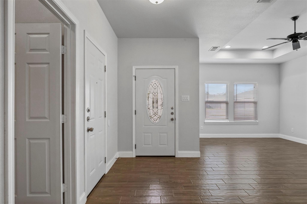 4807 Henry Street - Photo 5