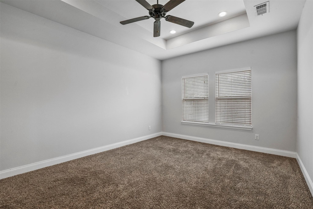 4807 Henry Street - Photo 9