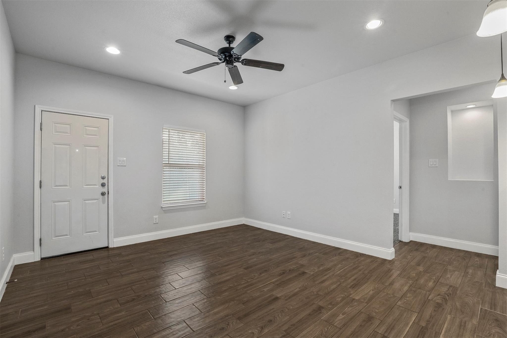 4807 Henry Street - Photo 6