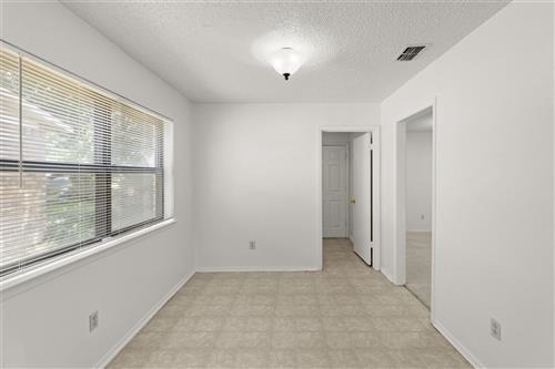 2205 Foxcroft Lane - Photo 20
