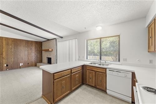 2205 Foxcroft Lane - Photo 9