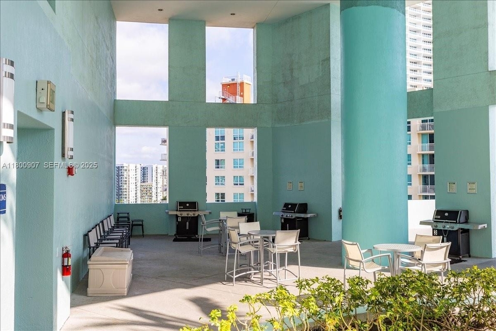 1900 N Bayshore Drive - Photo 13
