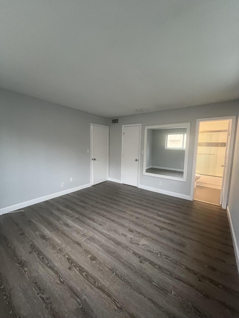 1001 Se 3rd Street - Photo 29
