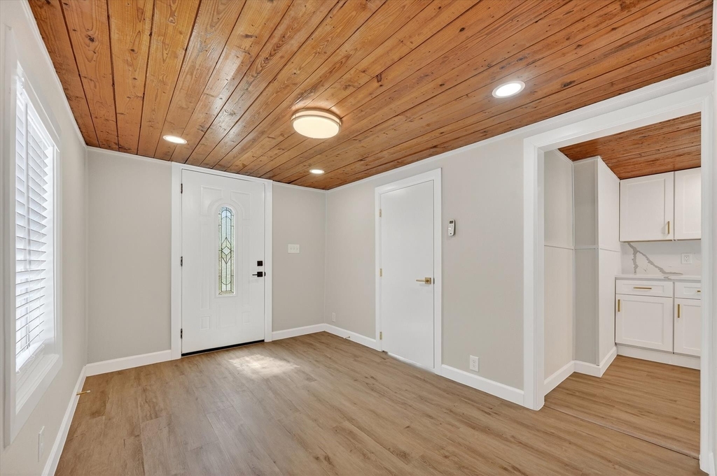 115 S Morris Street - Photo 2