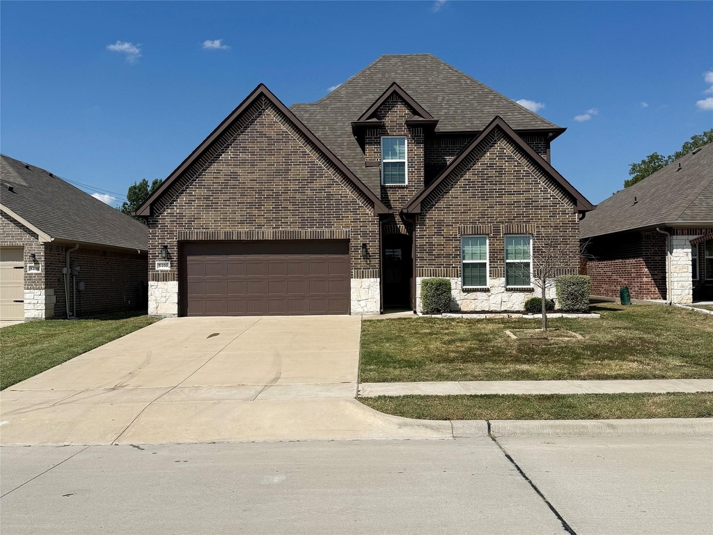 8406 Grant Lane - Photo 0