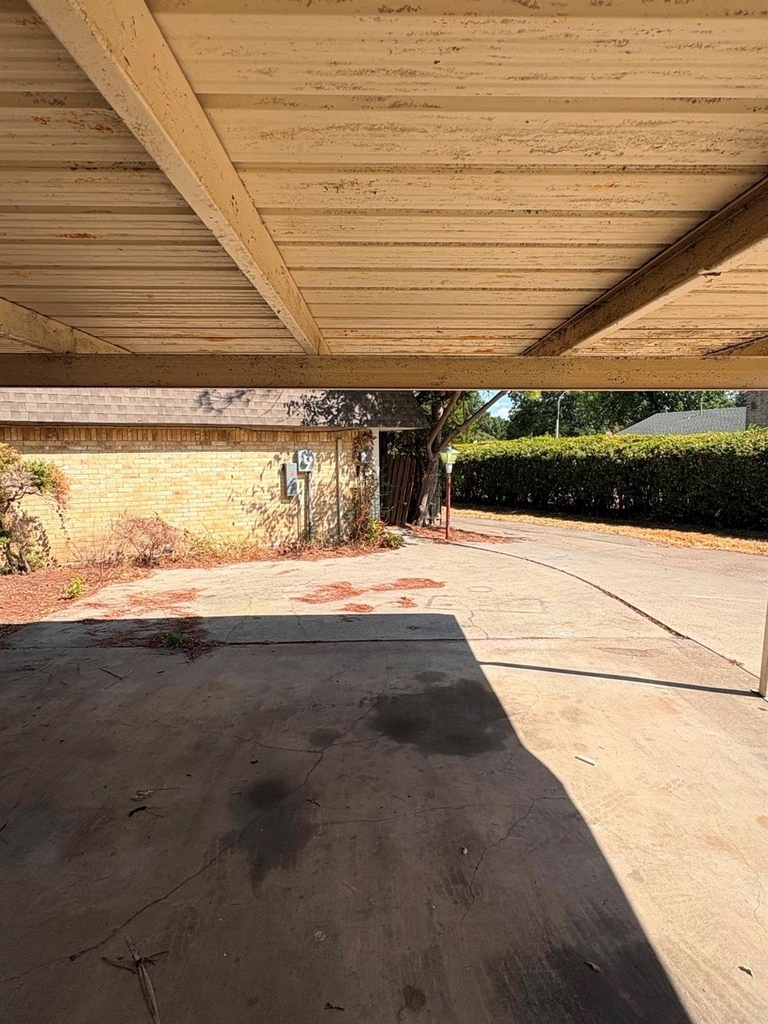 2205 Bowling Green Street - Photo 14