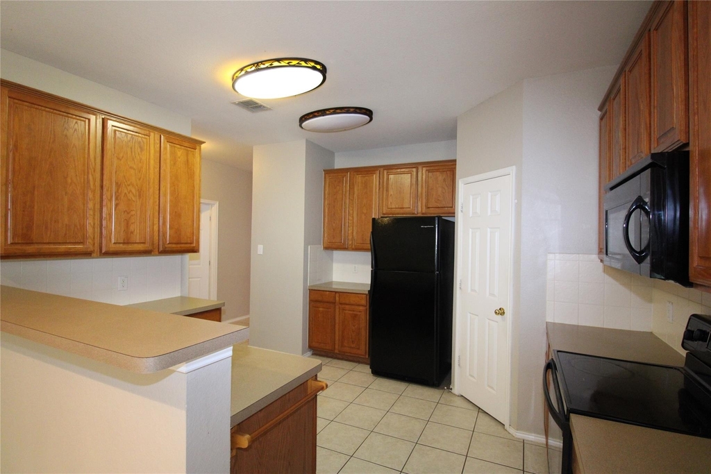 4126 Carrington Drive - Photo 3