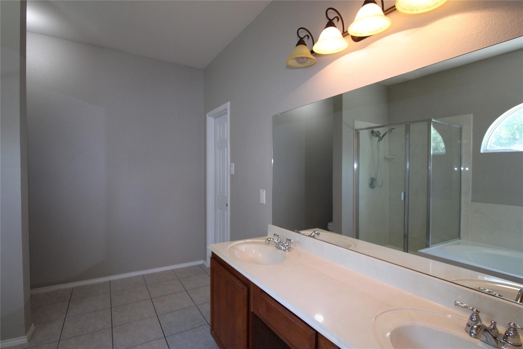 4126 Carrington Drive - Photo 15