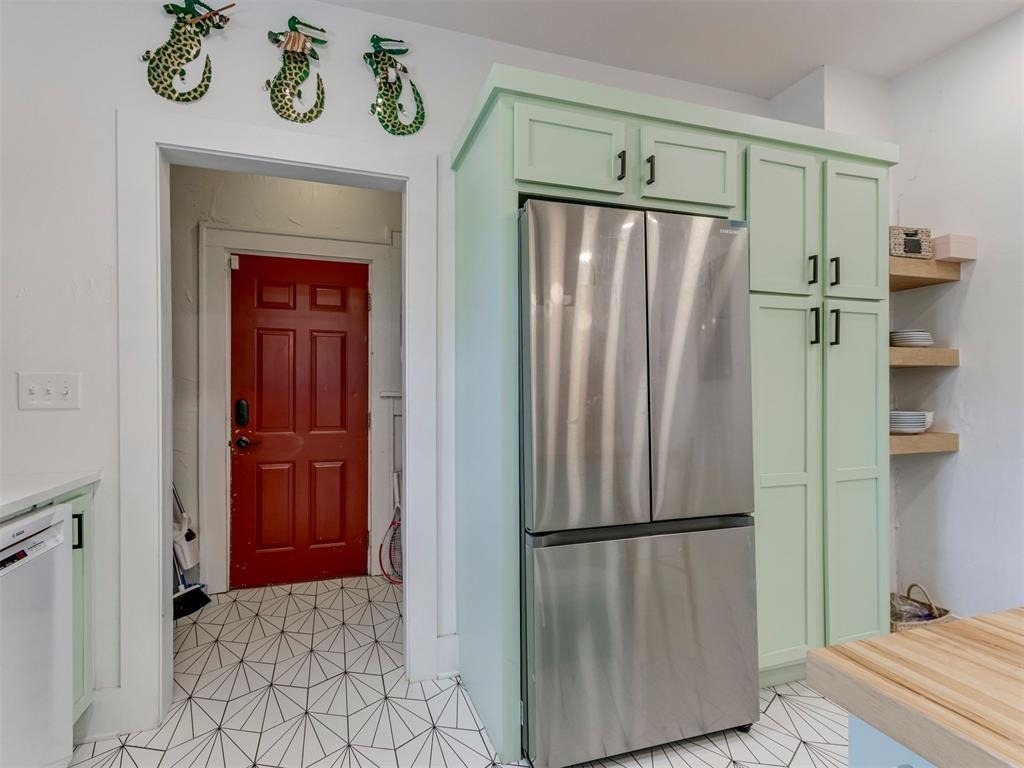 1025 Nw 34th Street - Photo 18