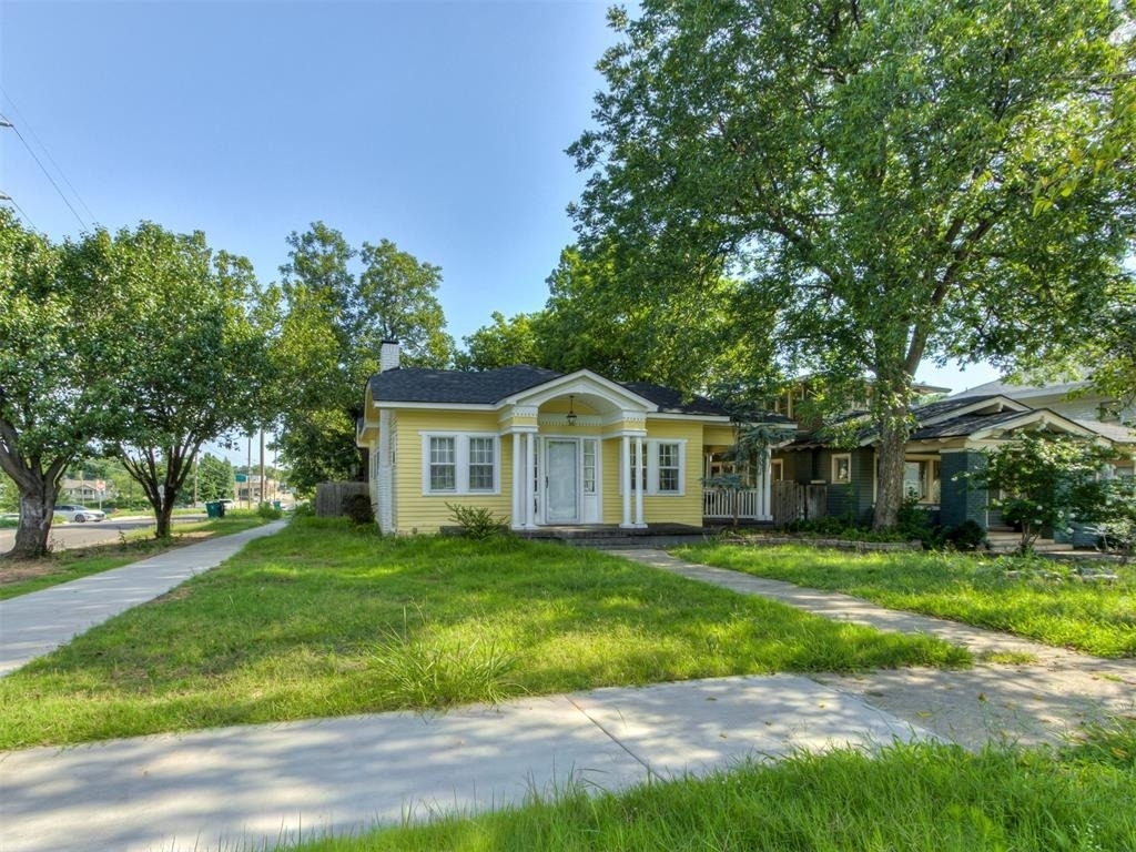 1025 Nw 34th Street - Photo 3