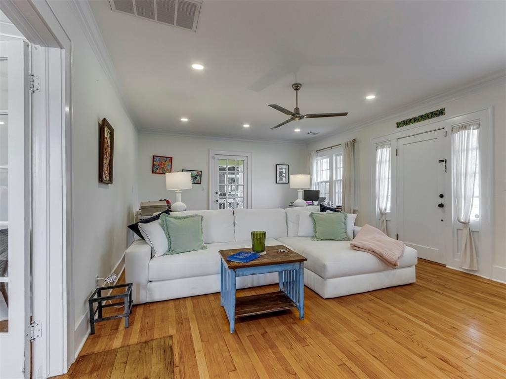 1025 Nw 34th Street - Photo 9