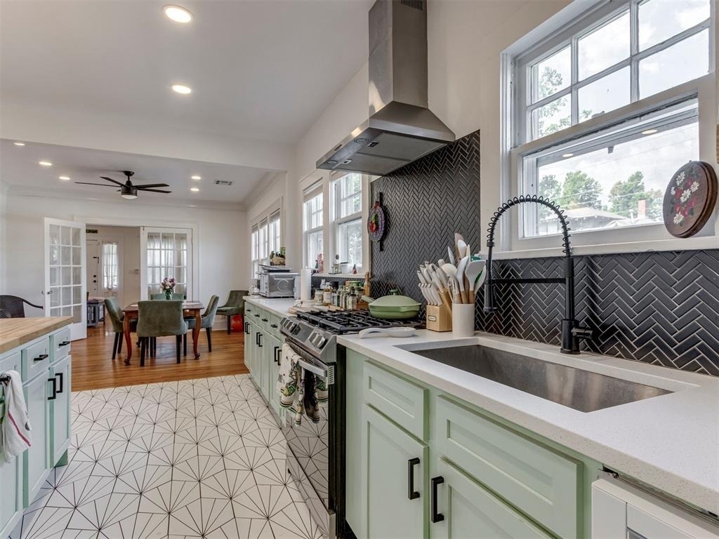 1025 Nw 34th Street - Photo 16