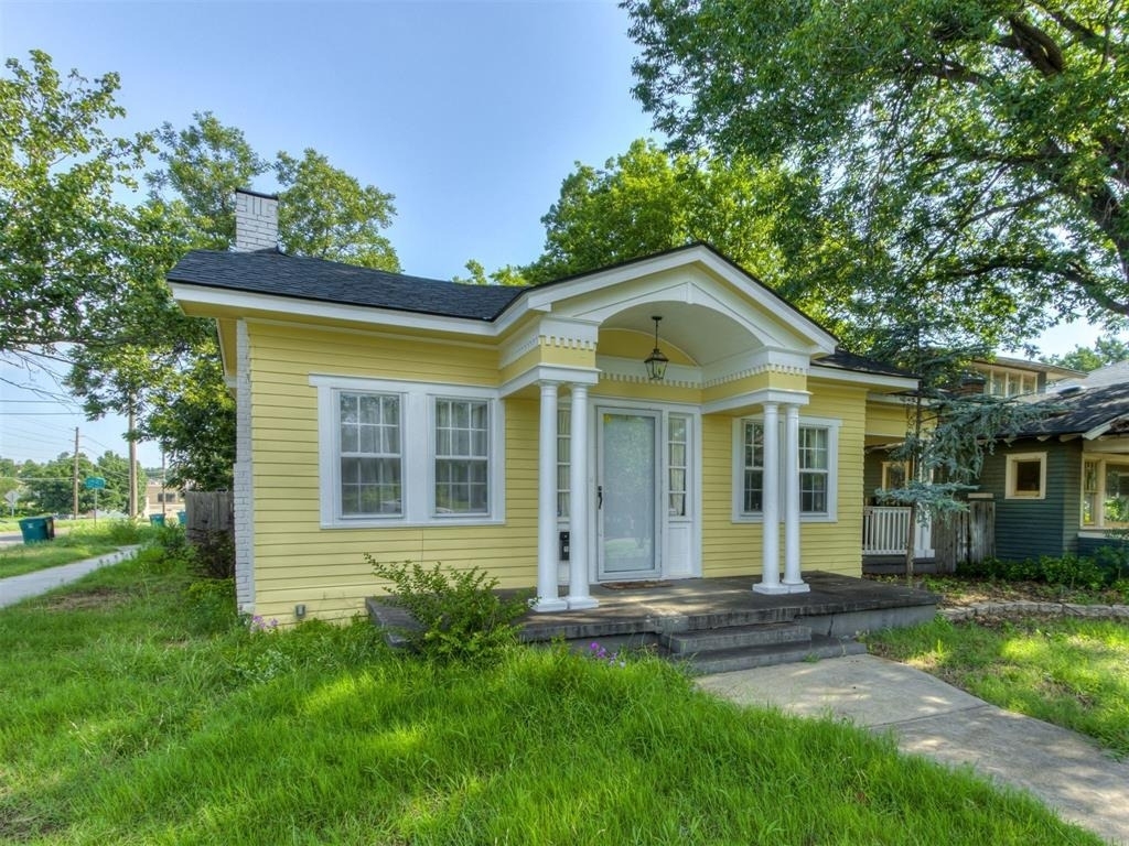 1025 Nw 34th Street - Photo 1