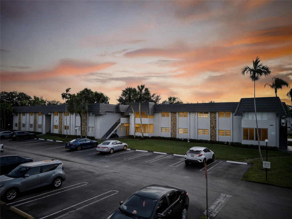 8400 W Sample Road - Photo 0