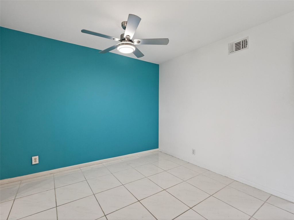 8400 W Sample Road - Photo 7