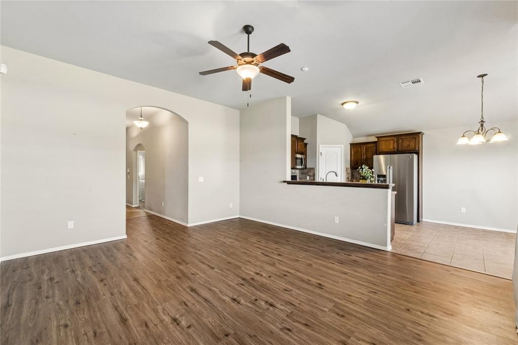 18220 Scarborough Drive - Photo 5