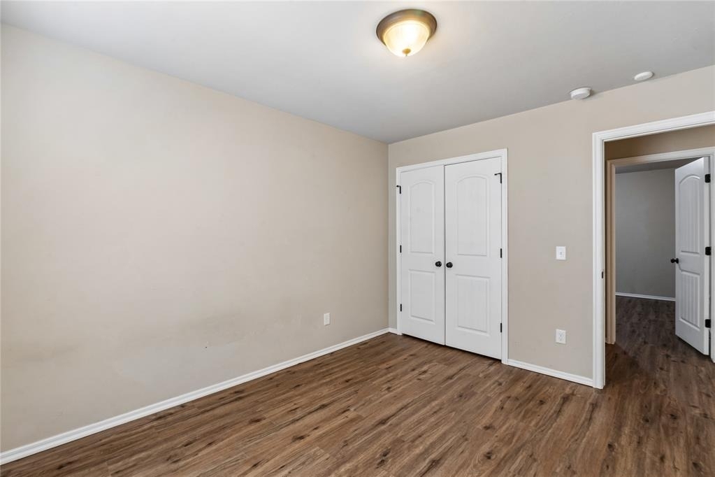 18220 Scarborough Drive - Photo 23