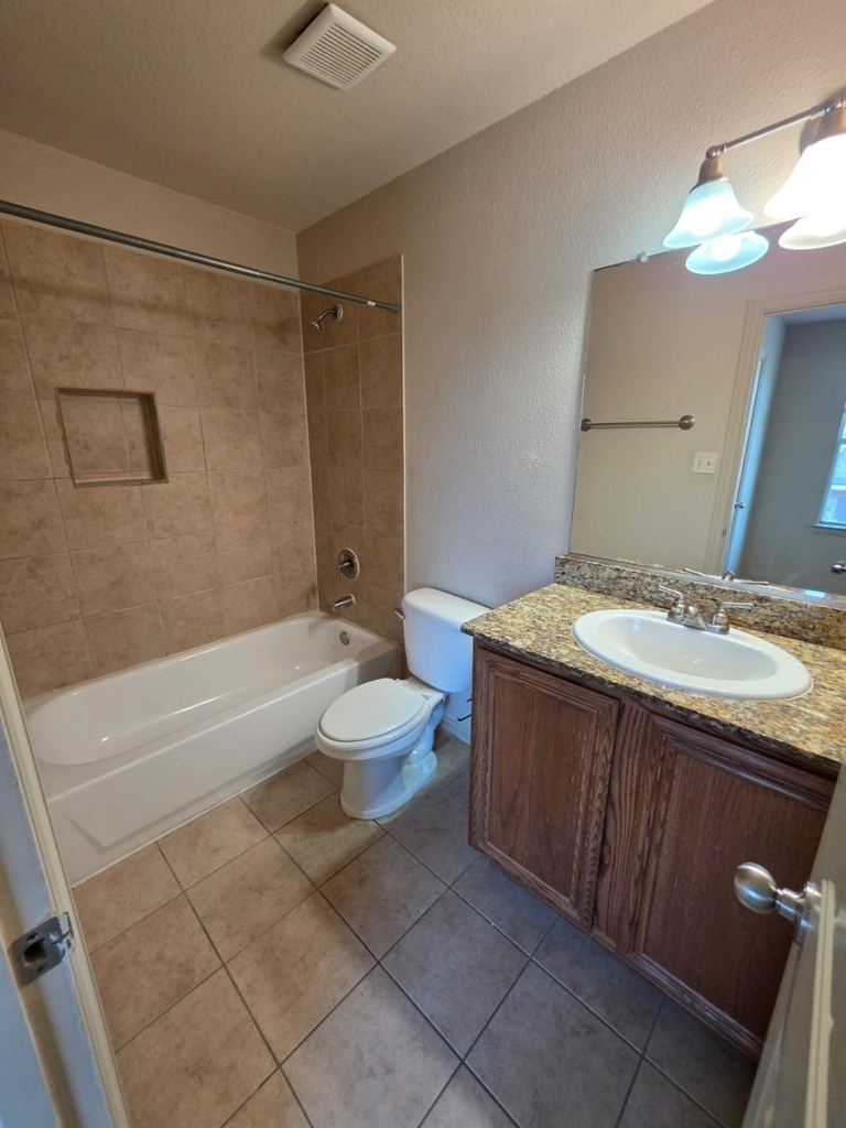 2384 Calendar Court - Photo 5