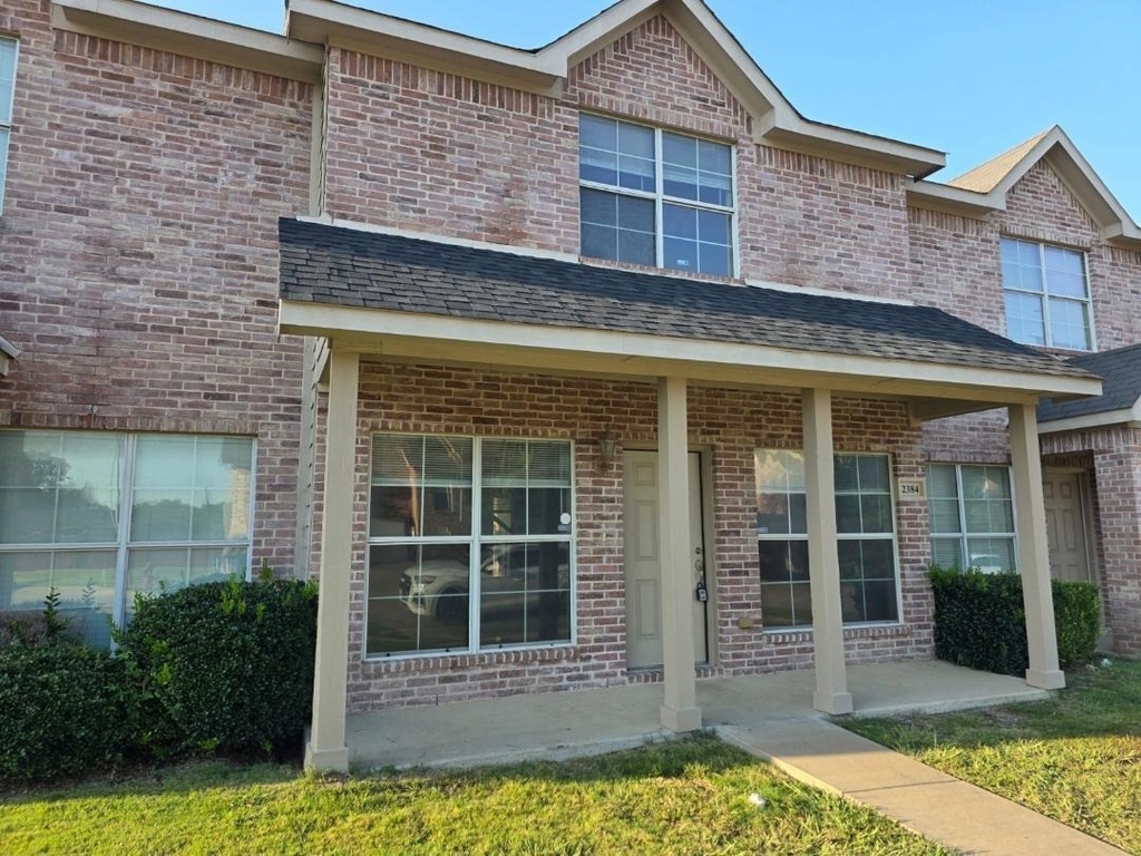 2384 Calendar Court - Photo 1