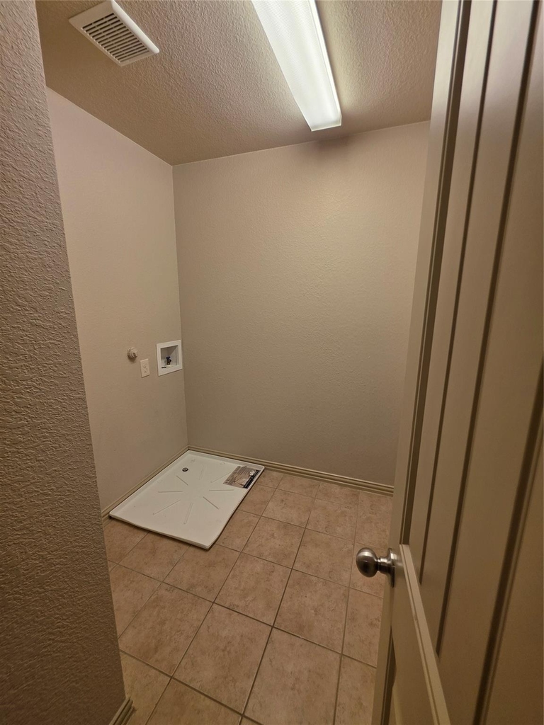2384 Calendar Court - Photo 18