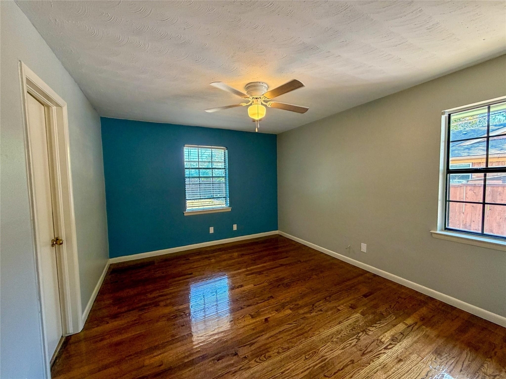 1302 Patricia Lane - Photo 11