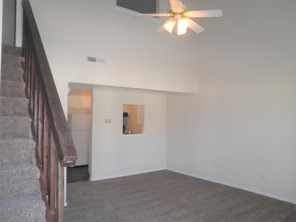 1901 E Lindsey Street - Photo 5