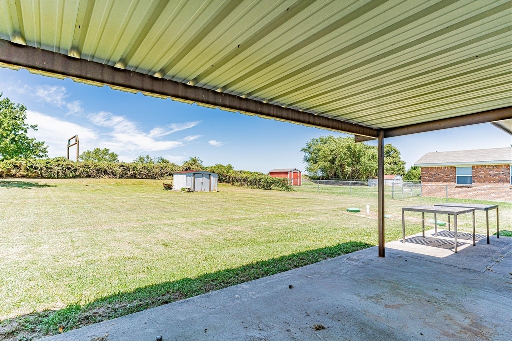 4031 Country Meadows Circle - Photo 7