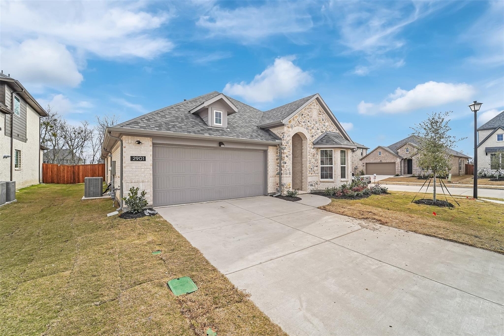 2901 Cantoni Creek - Photo 3