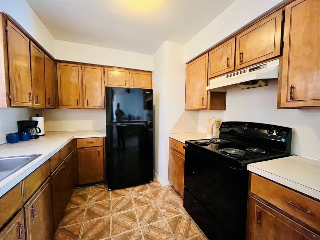 206 Taylor - Photo 8