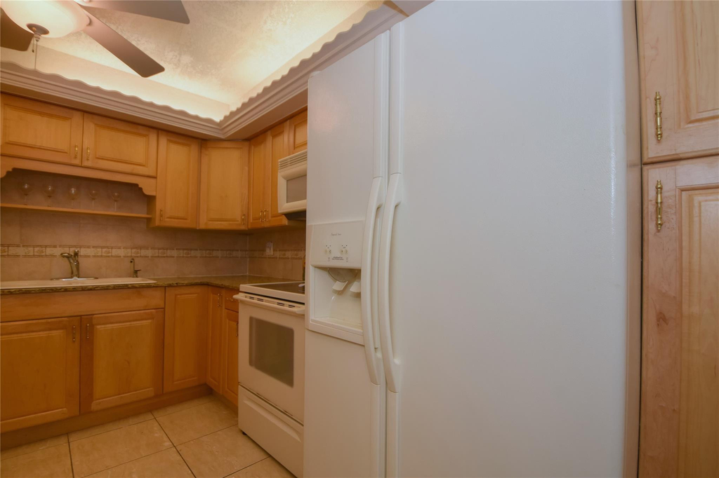 5100 N Ocean Boulevard - Photo 6