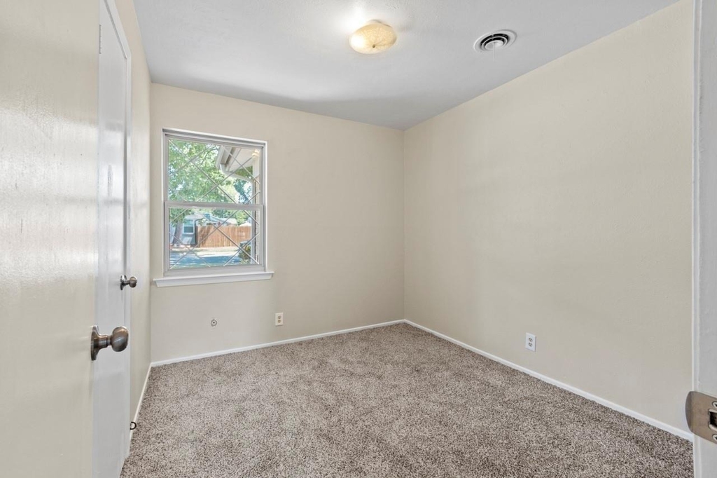 2921 Needles Street - Photo 7