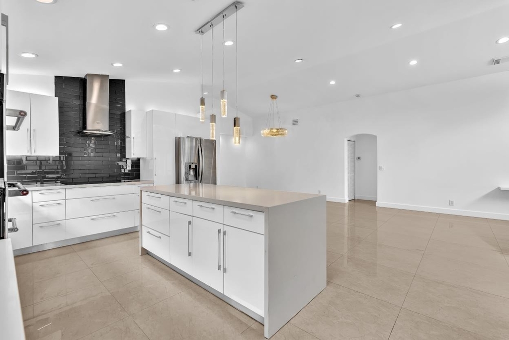 3307 Sw 49th Street - Photo 18