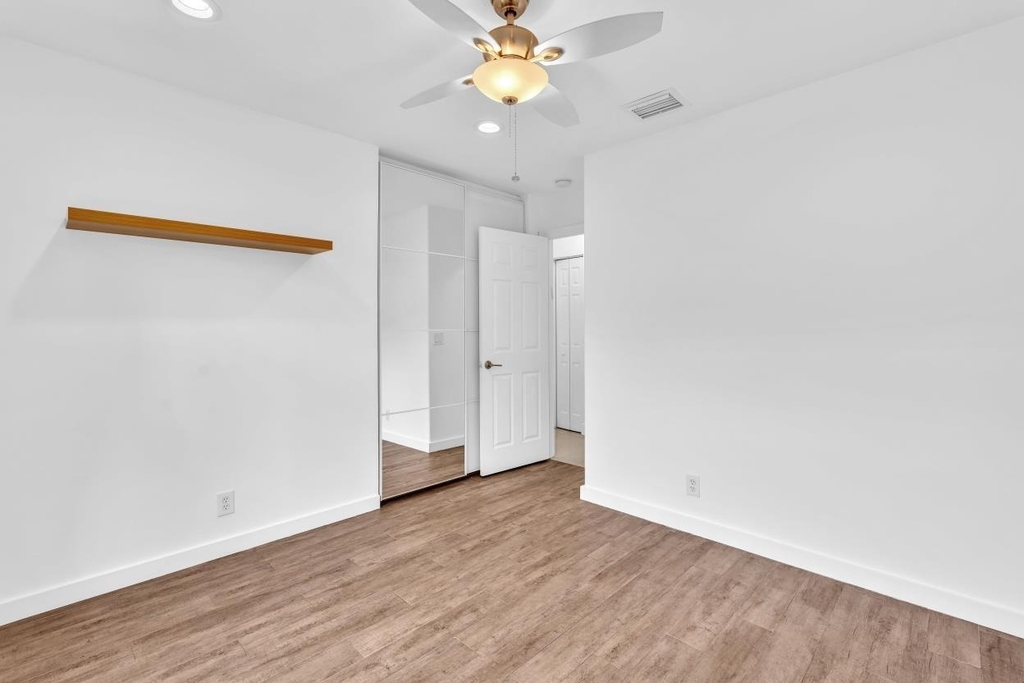 3307 Sw 49th Street - Photo 10