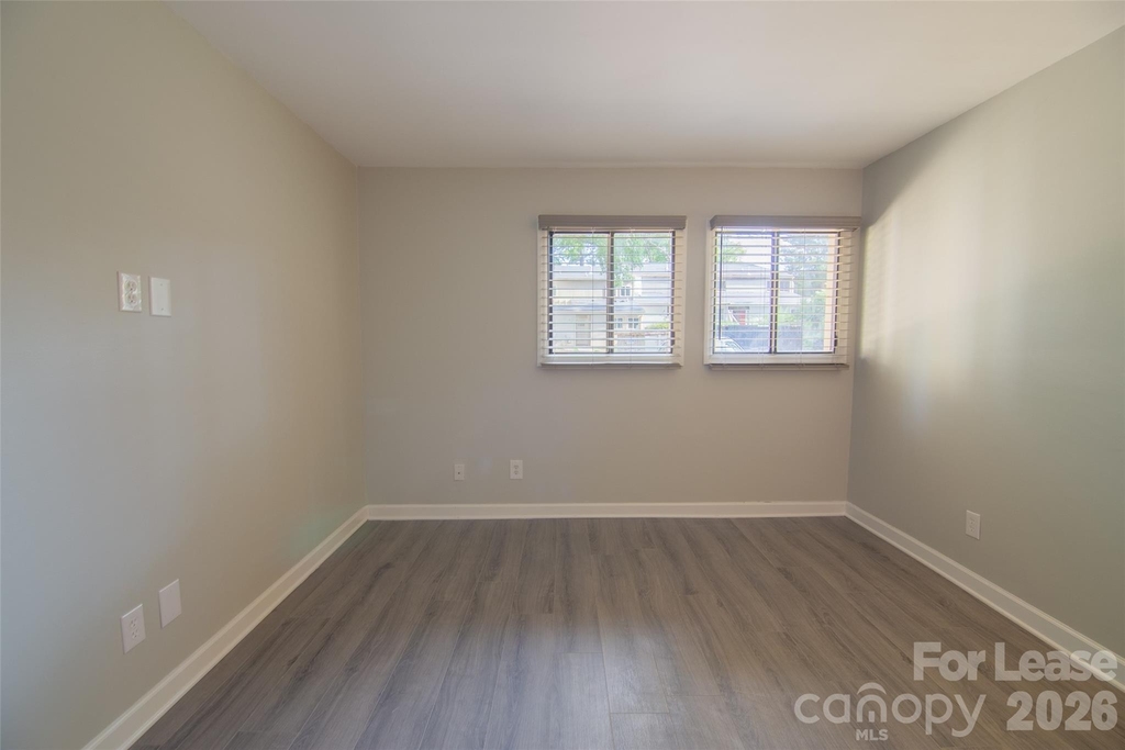 7908 Horse Chestnut Lane - Photo 12