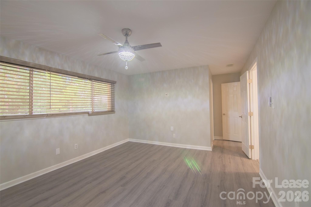 7908 Horse Chestnut Lane - Photo 24