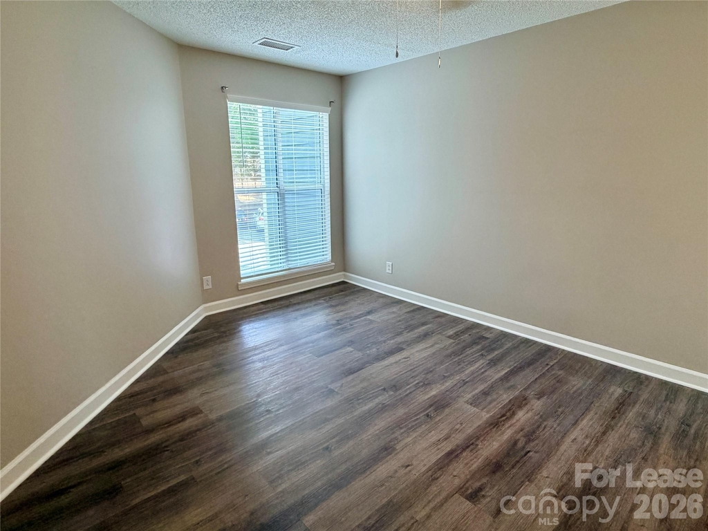 18771 Vineyard Point Lane - Photo 11