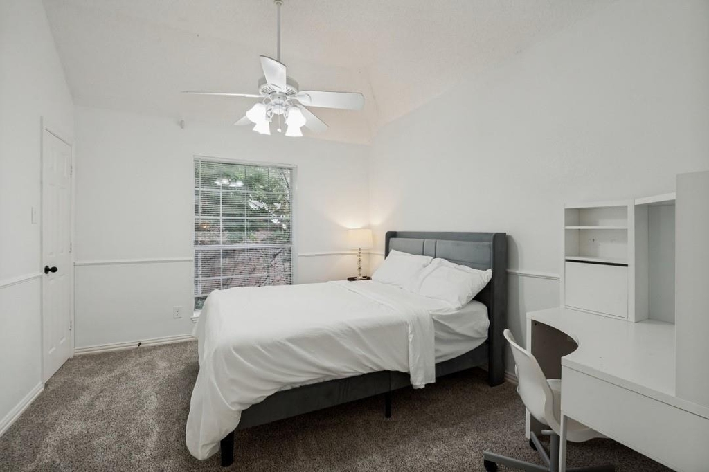 10913 Alexandria Drive - Photo 14
