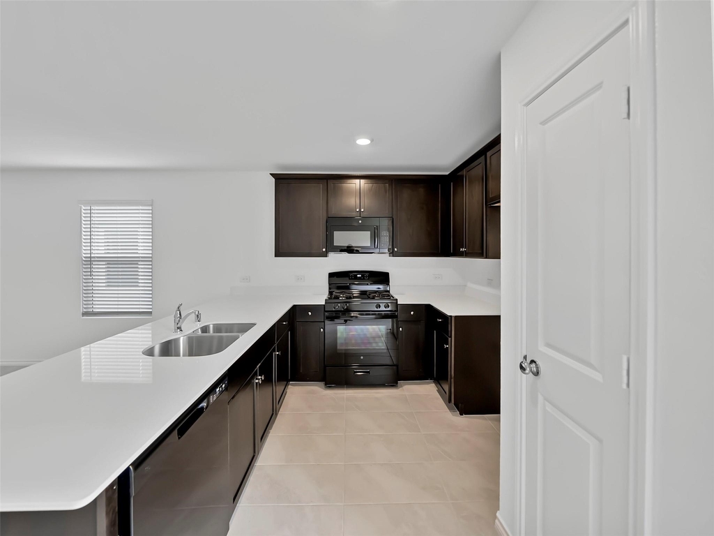 7765 Ruellia Road - Photo 15