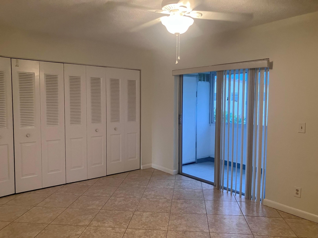 209 Camden I - Photo 29