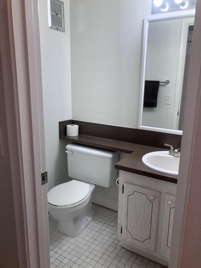 209 Camden I - Photo 28