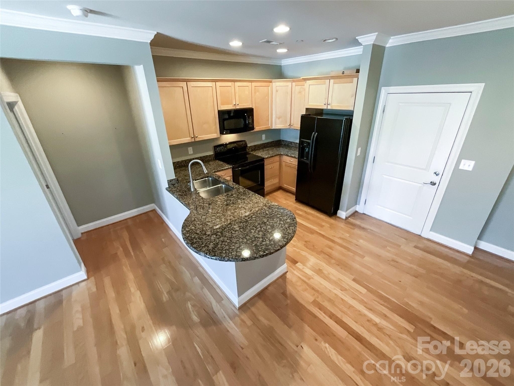 518 Clarice Avenue - Photo 5