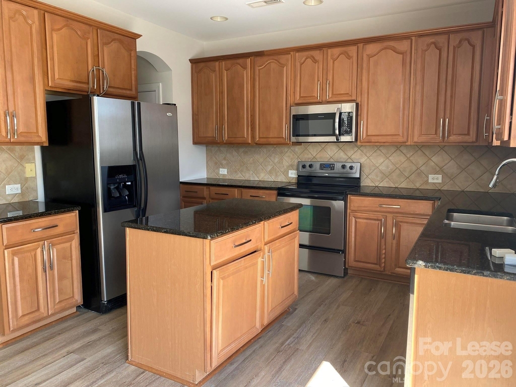 10420 Alvarado Way - Photo 4