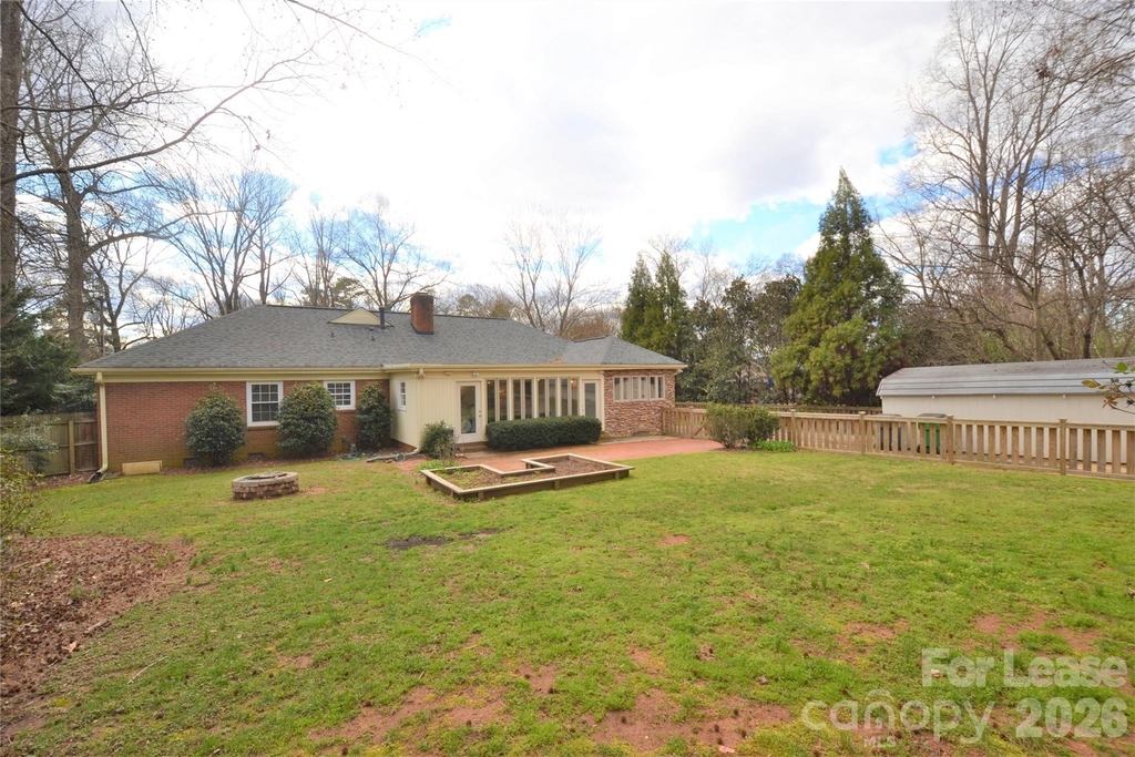 2409 Huntingtowne Farms Lane - Photo 35