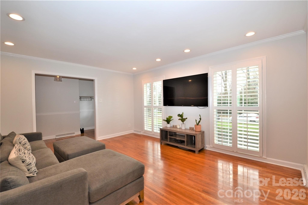 2409 Huntingtowne Farms Lane - Photo 4