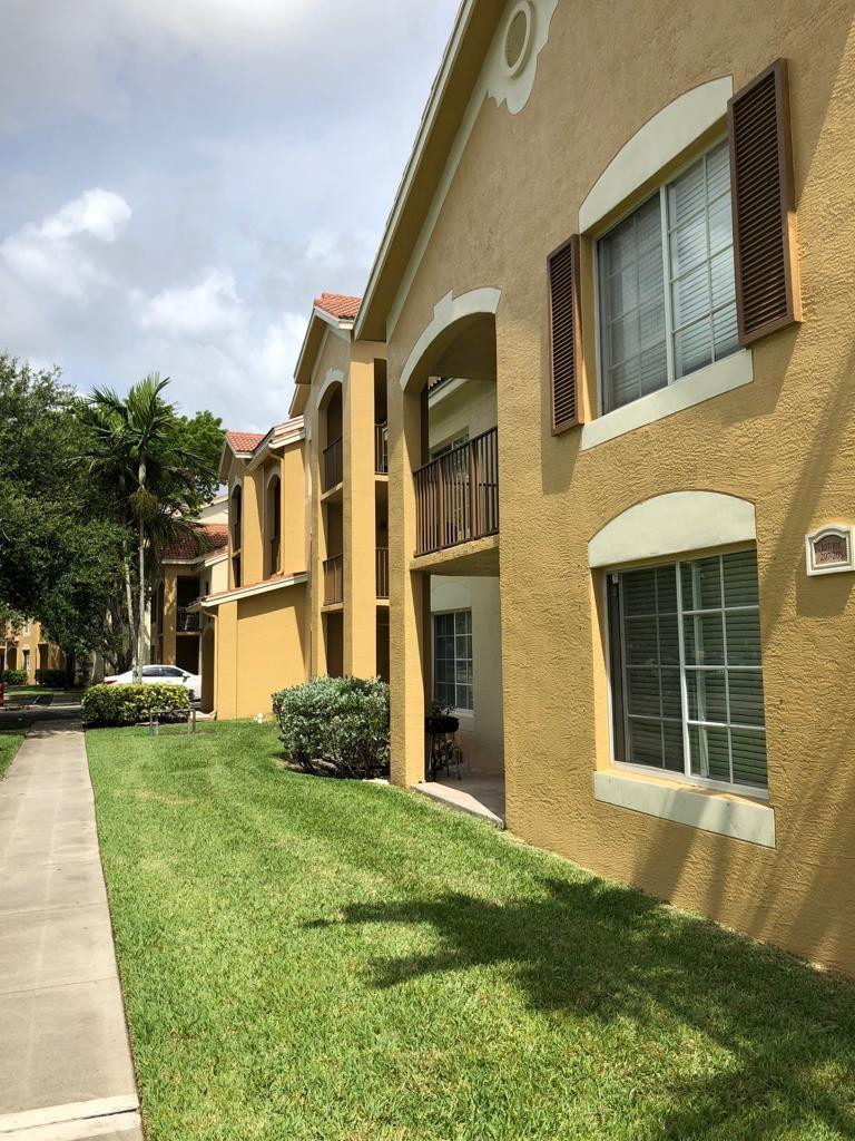 4190 San Marino Boulevard - Photo 2